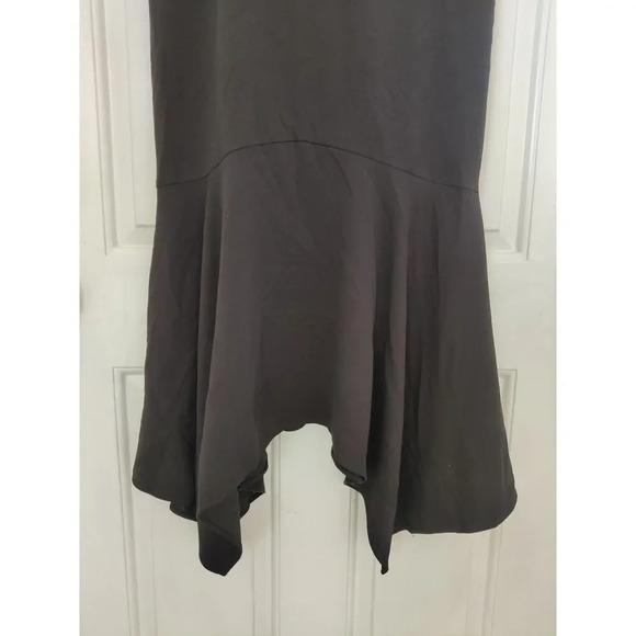 Xscape Black Sleeveless Long Gown Formal Dress Asymmetrical Neckline Size 10 - Picture 6 of 10